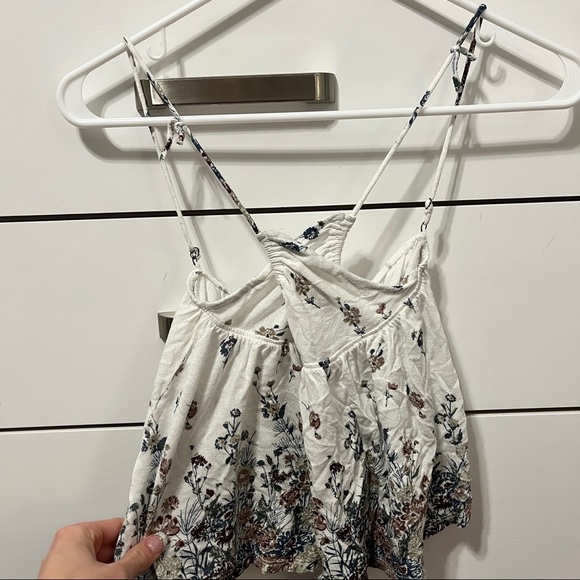 Urban Outfitters Floral strappy tank top - Picture 4 of 6